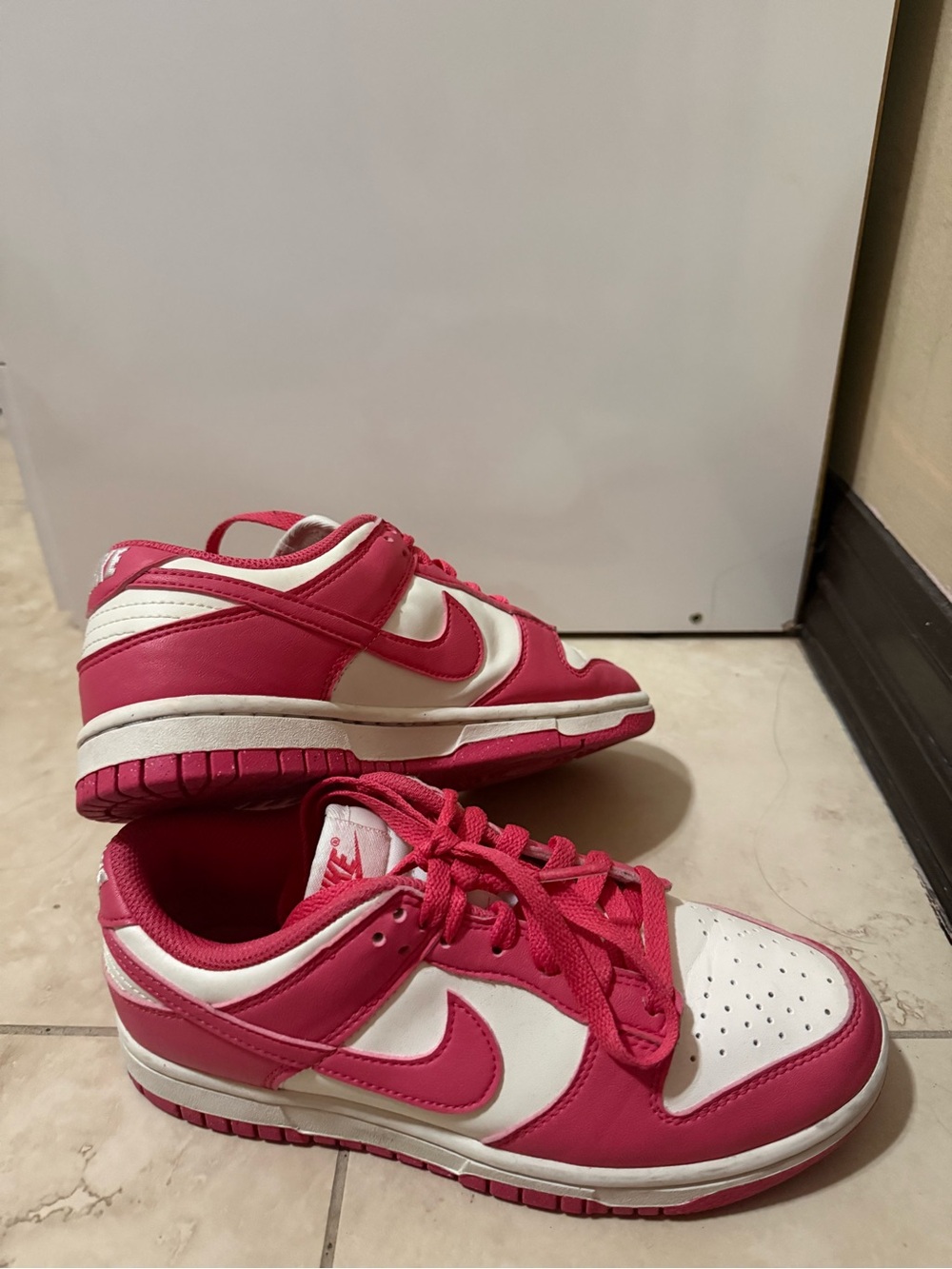 Nike Low-Top Sneakers in Hot Pink and White lightly used DUNKS